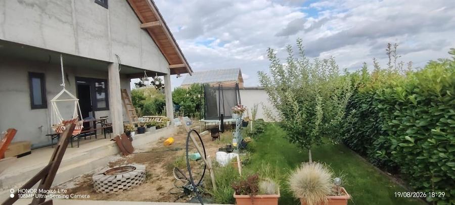 Casă cu 4 camere cu Teren 646 Mp în Livada de Bihor