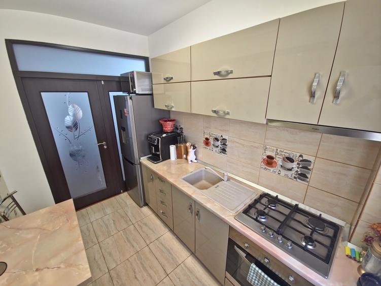 Tomis Plus, parter înalt  3 camere  76 mp, mobilat utilat  complet - 12