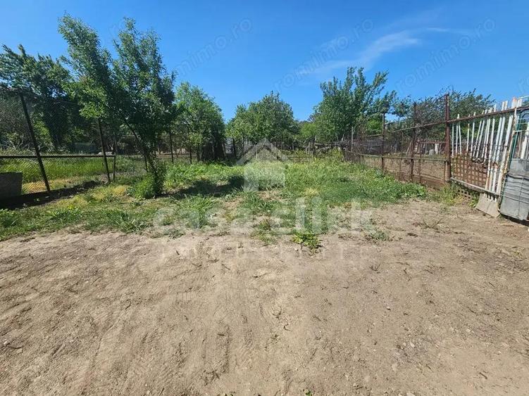 Teren 458 mp cu casa de 164 mp, Str. Razboieni langa Str. Basarabiei - 8