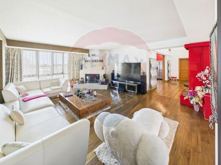 PENTHOUSE CU TERASA PANORAMICA SI PISCINA ACOPERITA - 2