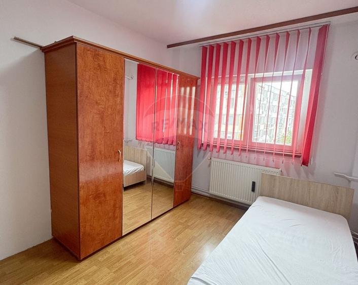 Apartament cu 4 camere de închiriat în zona Berceni - 11