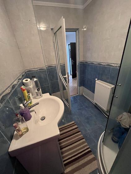 De vanzarea apartament 2 camere Roman - 7