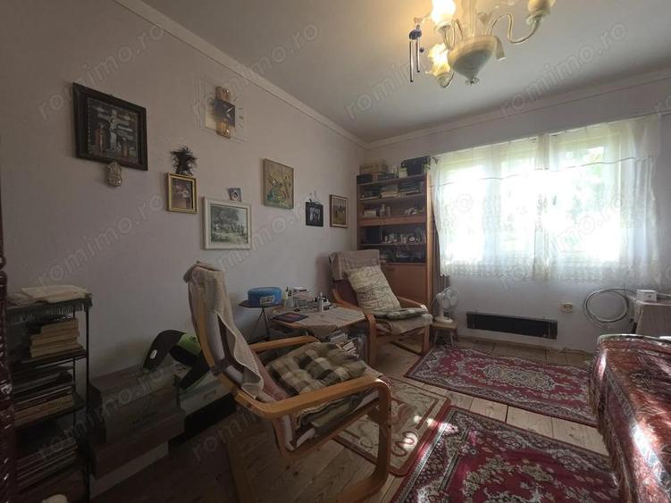 Pretul unui apartament! Casa ta la 5 minute de Targoviste - 7