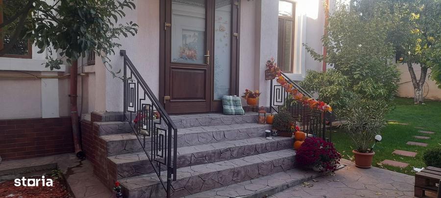 Casa deosebita amplasata central - 2