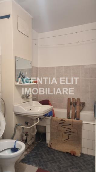 Apartament 4 camere, zona Centrala - 9