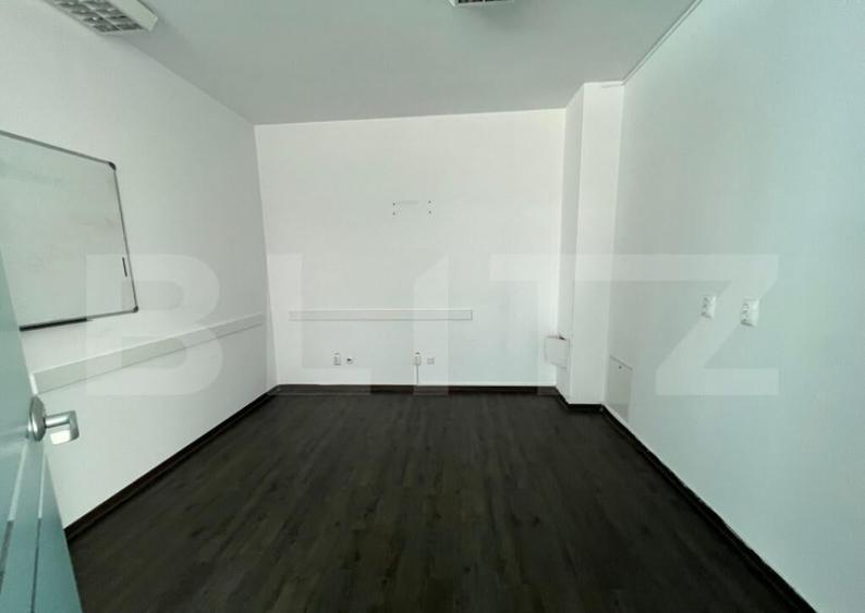 Spa?iu de birou, 140 mp, zona Str. Republicii - 10