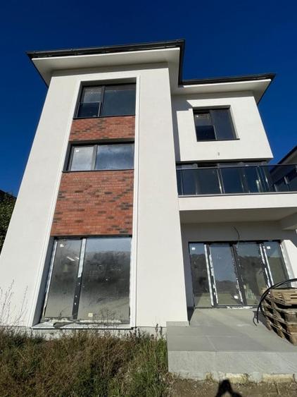 Casa individuală, 200mp utili, 450mp teren, Campenesti - 2