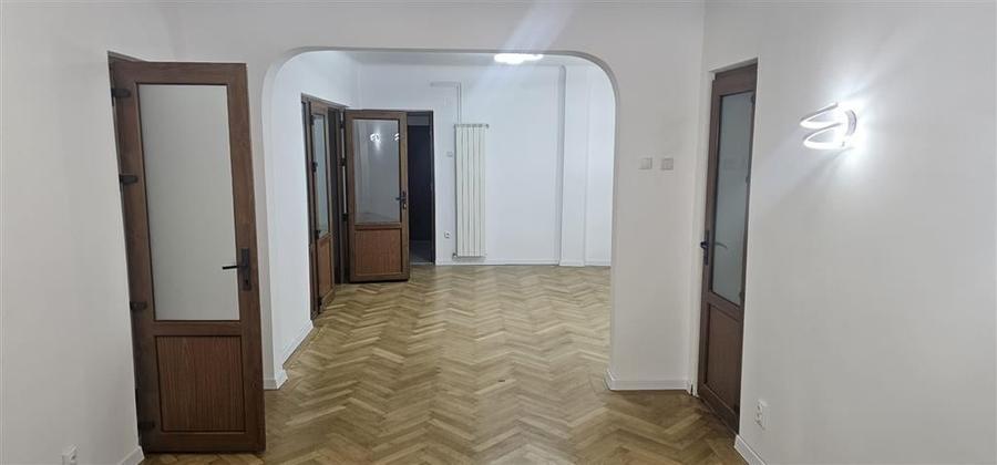 apartament 3 camere Piata Muncii, la 1 minut de gura de metrou, 90mp utili ,etaj - 5