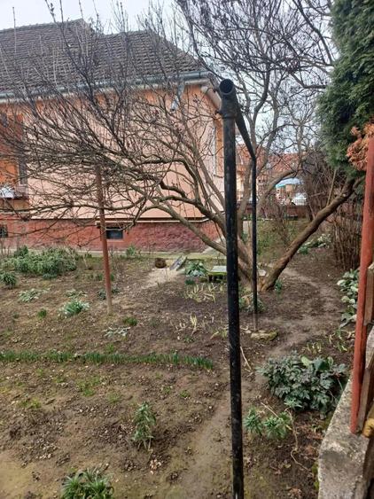 Casa de vanzare Micro 17 , pe un nivel , 199.000 euro negociabil - 2