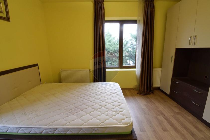 Casa cu 5 camere de inchiriat, zona Becas - 16