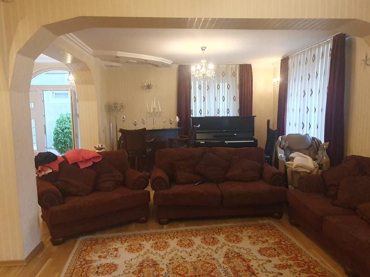 OFERTA EXCEPTIONALA - CASA  DE VANZARE -ZONA EXCLUSIVISTA - 2