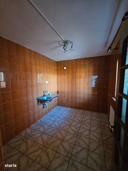 Casa Ciuperca, 450mp teren P+1+M,deschidere 18m - 13