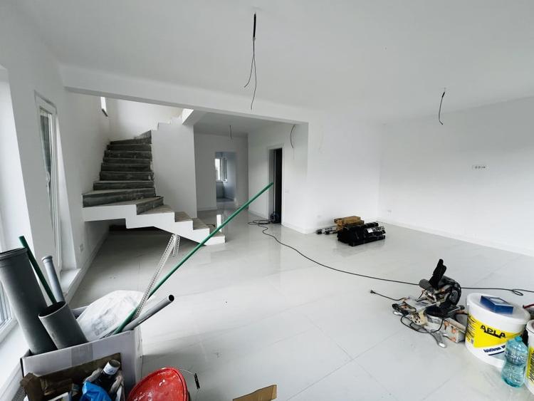 Casa individuala , 119 mp utili , Zona Vivo - 5