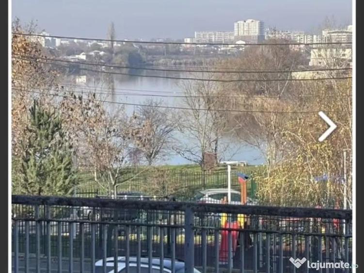 Piata Delfinului sp com, suprafata totala: 360 mp. Inalti... - 2