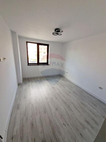 Apartament nou, 2 camere cu balcon - 17