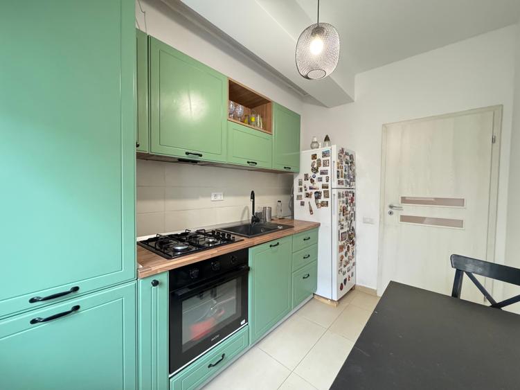 De inchiriat- 2 camere 44mp utili +100mp gradina cu terasa + 2 locuri de parcare - 3