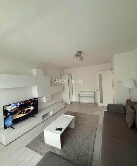 Garsoniera de inchiriat Vitan Mall - Mihai Bravu