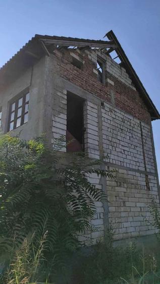 Casa de vanzare cu 4500m2 de teren - 3