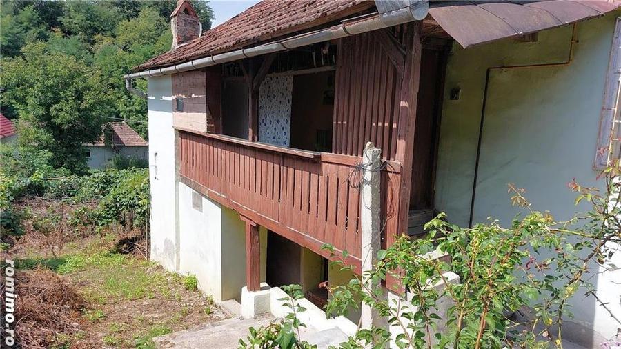 casa cu curte si gradina de vanzare in Sighisoara (semicentral) - 5