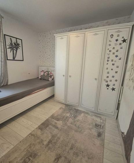 Apartament cu 2 camere semidecomandat în Obor