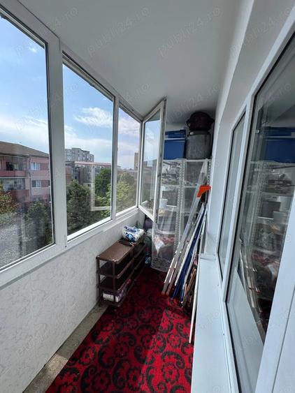 Apartament cu 2 camere nedecomandat în Cetate