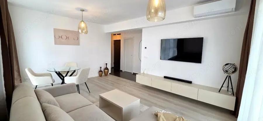 Apartament cu 2 camere semidecomandat, mobilat în Lipovei