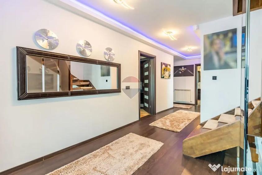 Casă cu 7 camere cu Teren 600 Mp în Balotești
