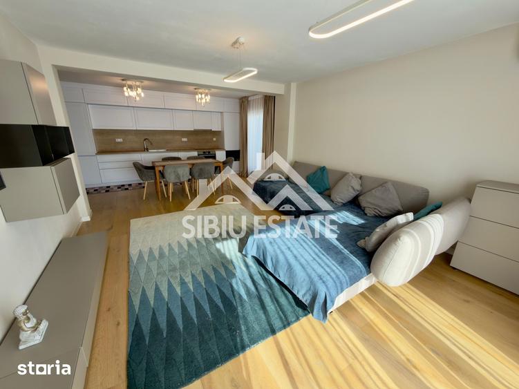 Apartament cu 4 camere în Central