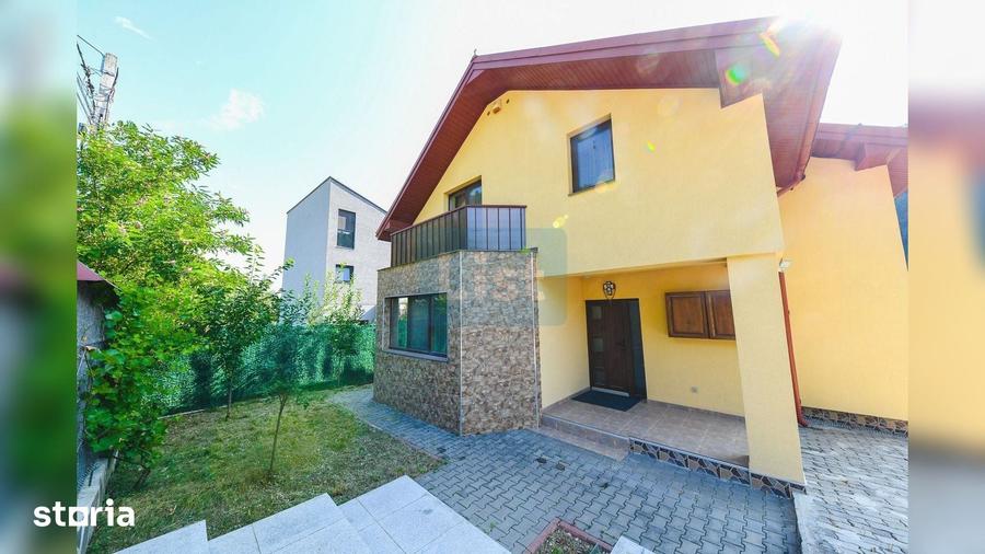 Casă cu 7 camere cu Teren 700 Mp în Florești
