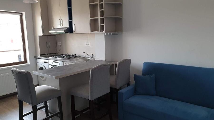 Apartament cu 2 camere decomandat în Nicolina