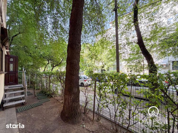 Apartament cu 2 camere decomandat în Nicolina