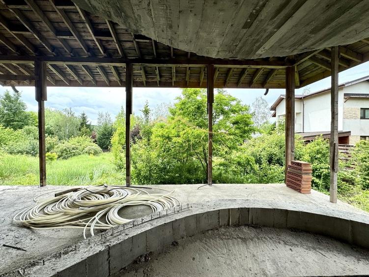 Casă individuală cu 5 camere cu Canalizare în Corbeanca