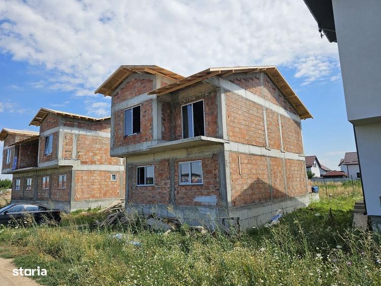Casă cu 4 camere în Central