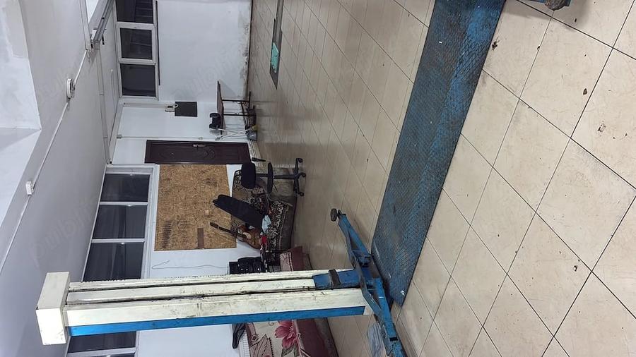 Spațiu comercial, de 90 mp, în Central