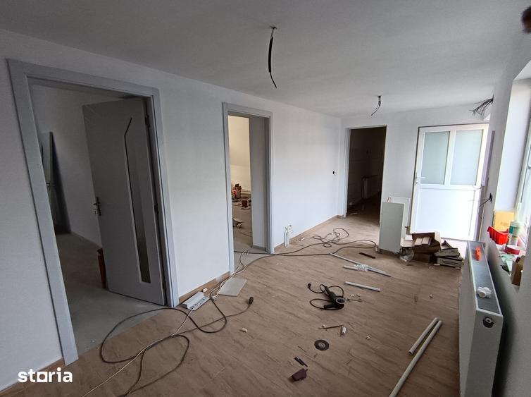 Spațiu comercial, de 200 mp, în Central