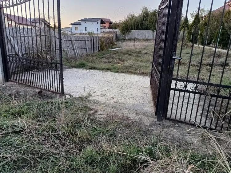 Teren intravilan 534 MP racordat la toate utilitatiile langa Craiova - 1