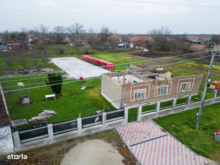 Teren intravilan cu fundatie inceputa si materiale - 4