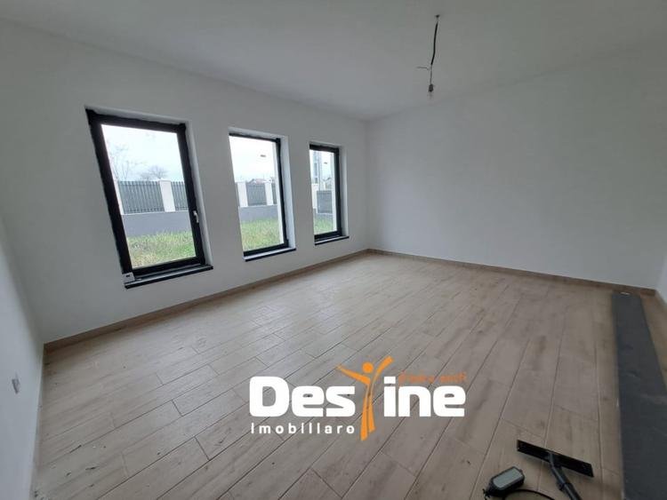 CIURBESTI- CASA INDIVIDUALA 121 MP + TEREN 500 MP, 175.000 euro - 8