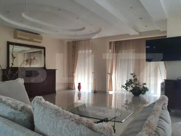 Vila de vanzare, cu 4 camere, 180 mp, zona Fratelia - 6