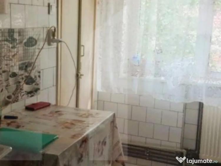 Apartament de vanzare, cu 2 camere, 62 mp, zona Podgoria - 6