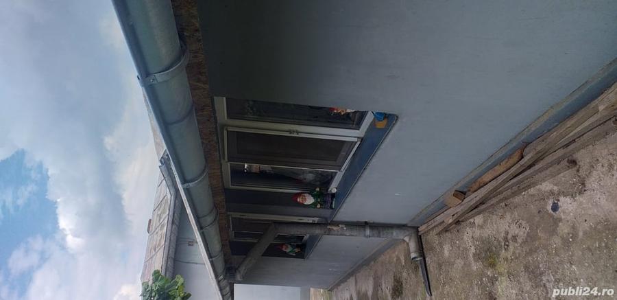 Casă cu 3 camere cu Teren 1700 Mp în Izvoarele