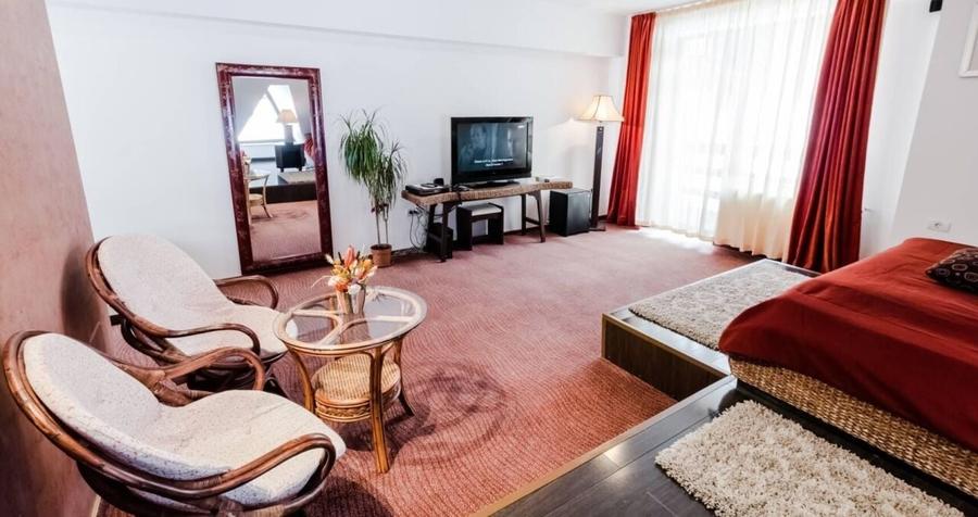 Vanzare Hotel- Moieciu - 5