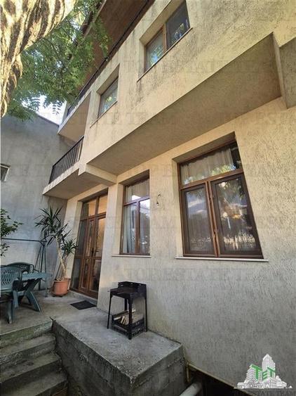 Oportunitate: vila cu 5 camere langa metrou Brancoveanu - 3