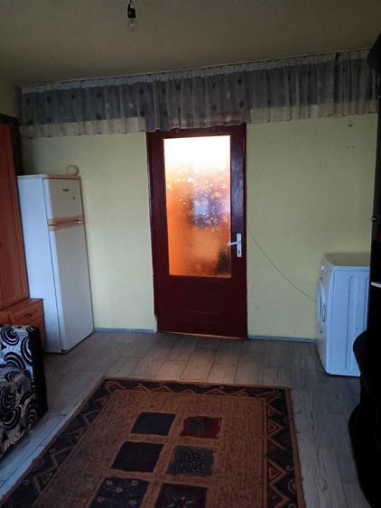 Garsoniera de inchiriat, Dragos Voda - 3