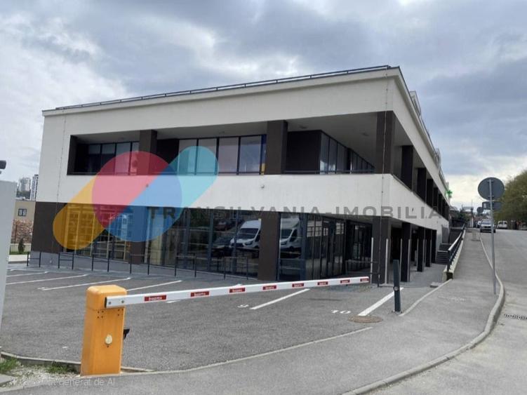 Spatiu comercial finisat 560mp + parcari subterane/exterioare - zona Campului - 1