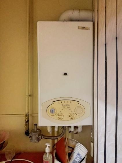 Inchiriez apartament 3 camere - 8