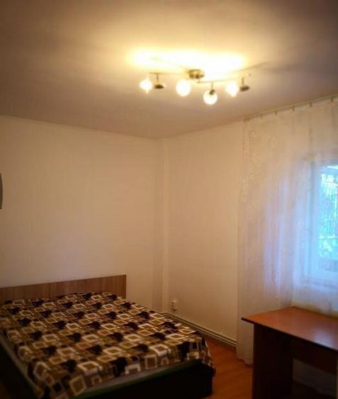2 camere pe Bulevardul Octavian Goga - 3