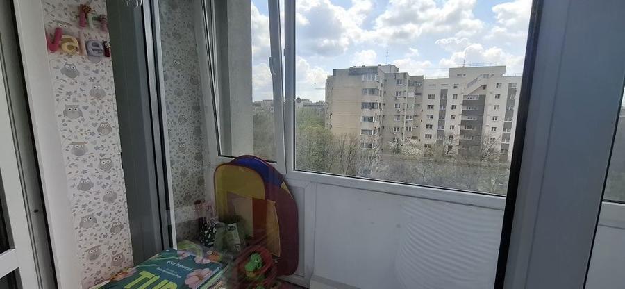 Vand apartament 3 camere, zona liceu Moisil, sector 6 - 6