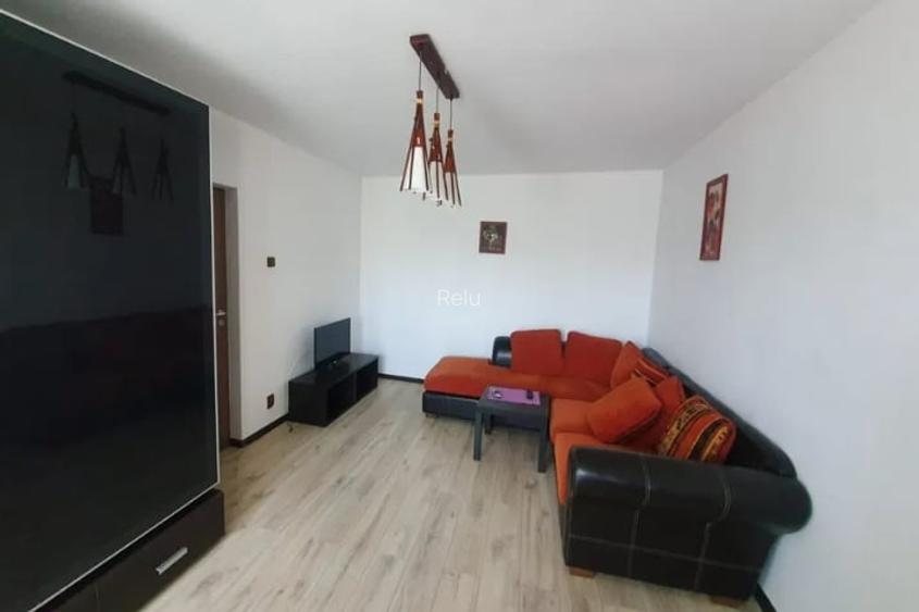 Tineretului metrou Parc Vacaresti bl.1985,decomandat,mobilat,utilat,balcon, AC.