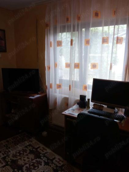 Casa batraneasca de vanzare - 6